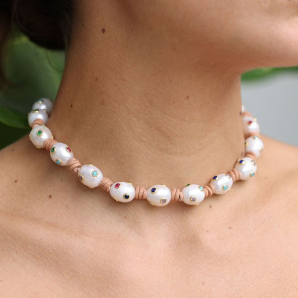 Bling It on Pearl Choker